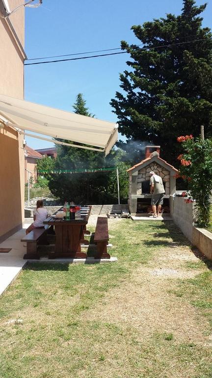 Njofra Banj Daire Dış mekan fotoğraf