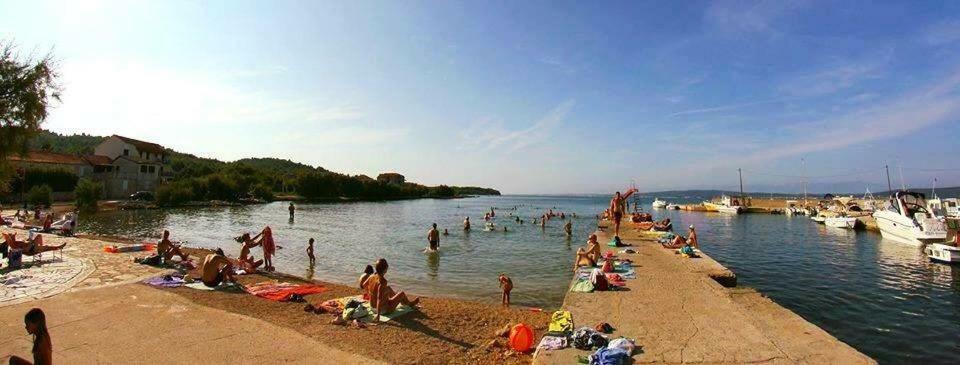 Njofra Banj Daire Dış mekan fotoğraf