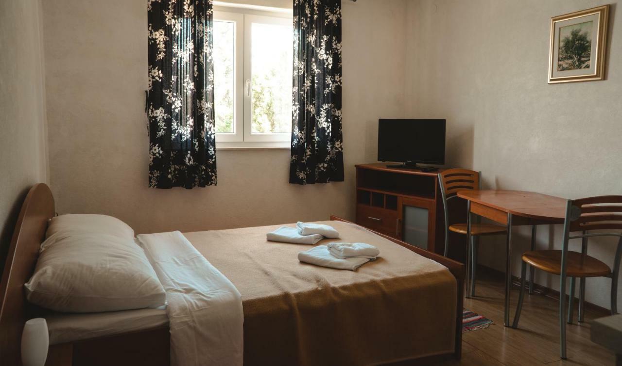 Njofra Banj Daire Dış mekan fotoğraf